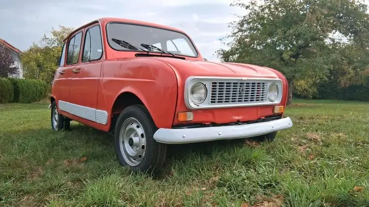 Renault R4