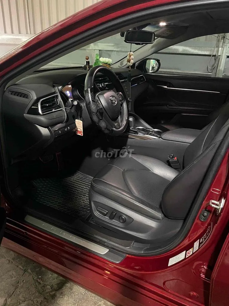 Toyota Camry 2019 photo 3
