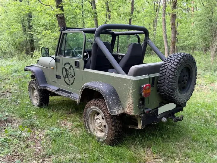 Jeep Wrangler 1991 photo 3