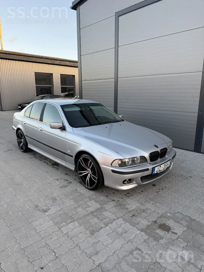BMW 530D 2001 photo 2