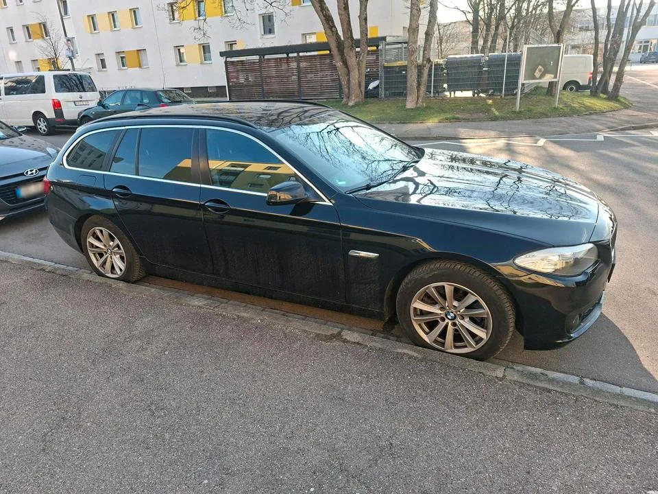 BMW F11