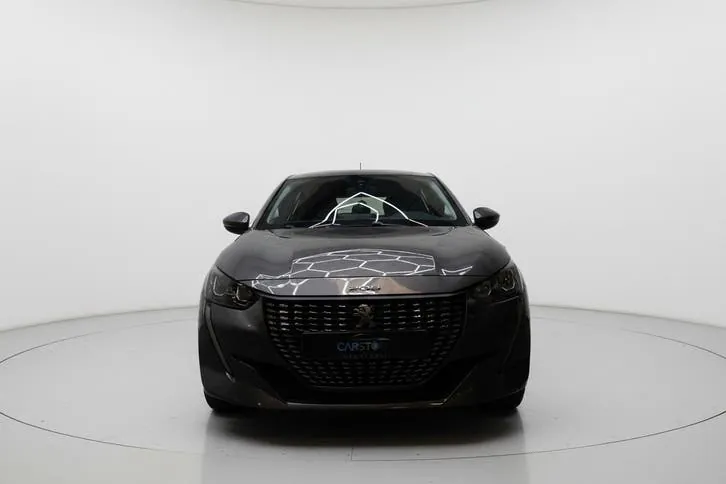 Peugeot 208 2020 photo 2