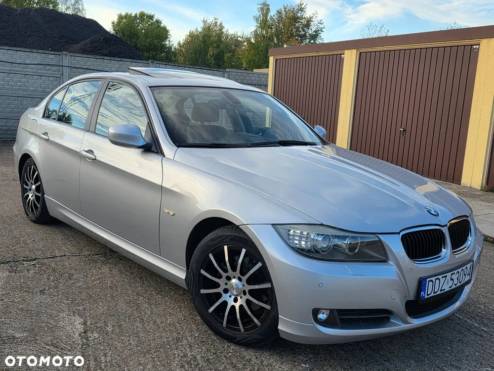 BMW Seria 3 2009 photo 4