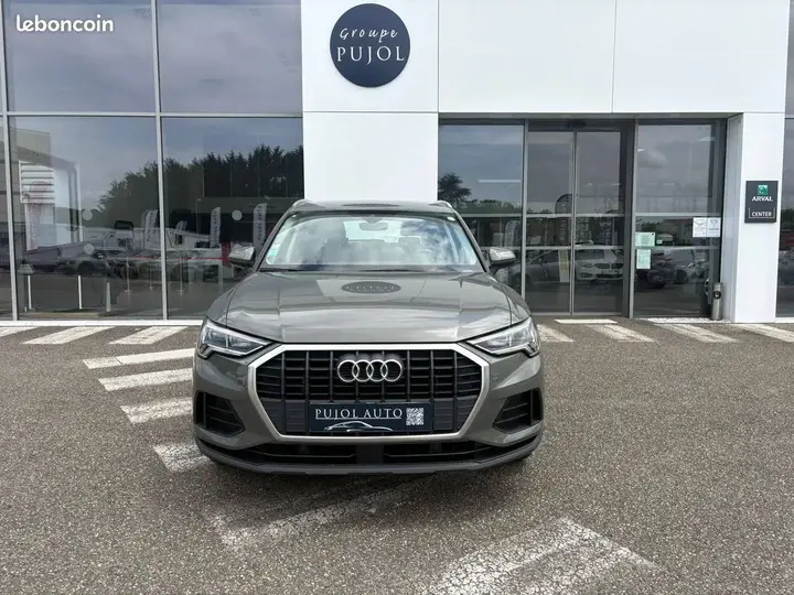 Audi Q3 2019 photo 2