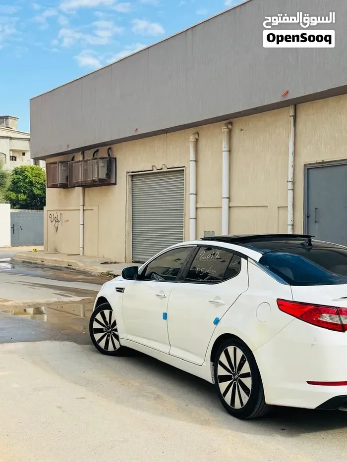 Kia K5 2012 photo 4