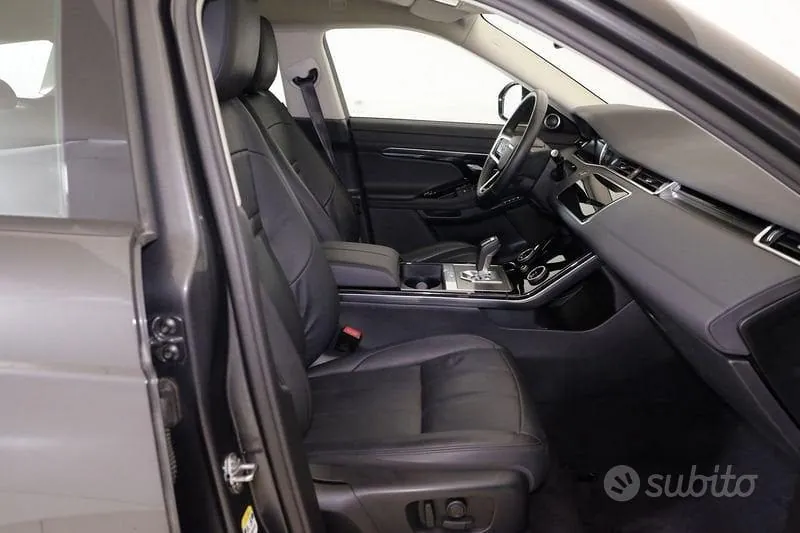 Land Rover Range Rover Evoque 2022 photo 3
