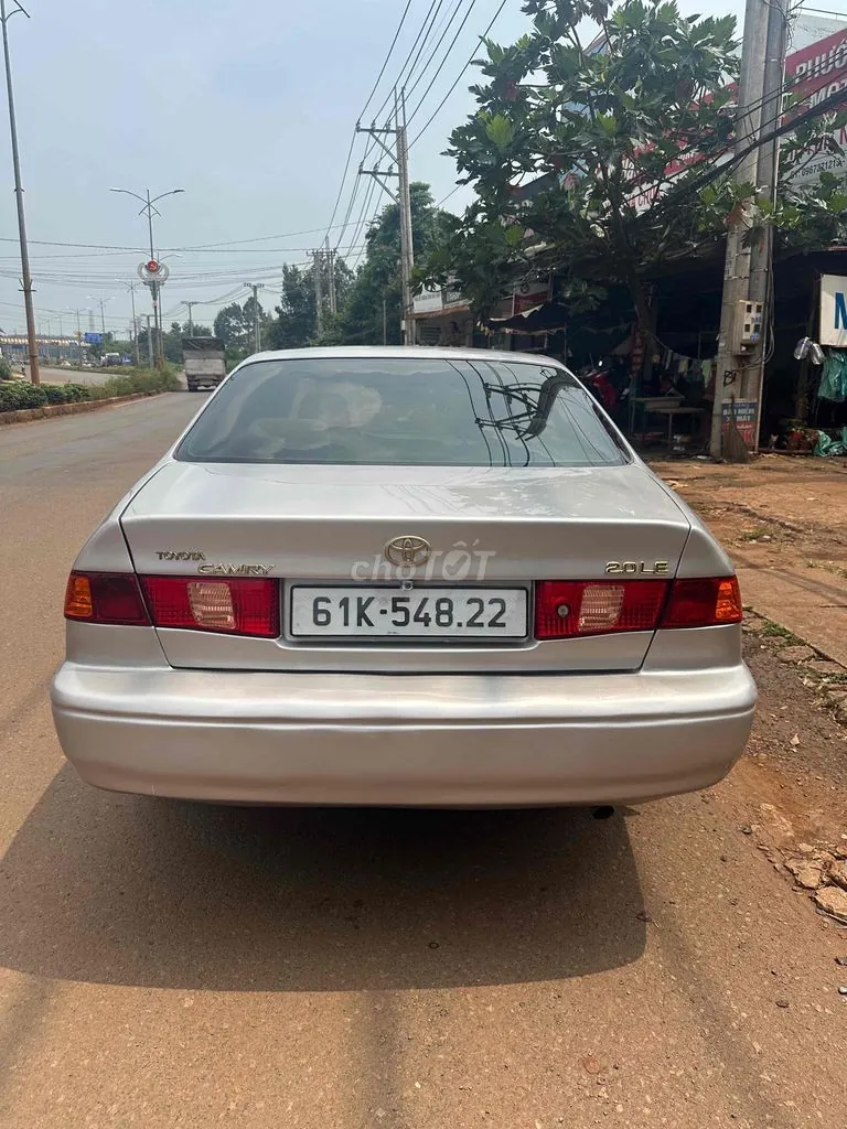 Toyota Camry 2001 photo 2