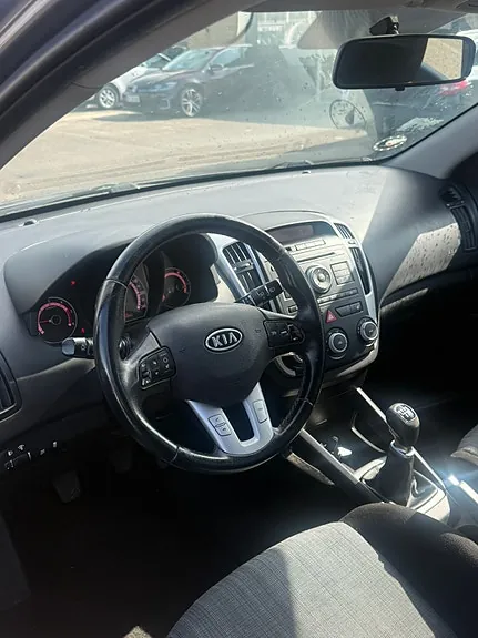 Kia Ceed 2009 photo 5