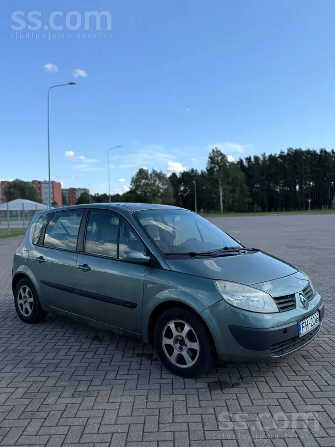 Renault Scenic 2004 photo 2