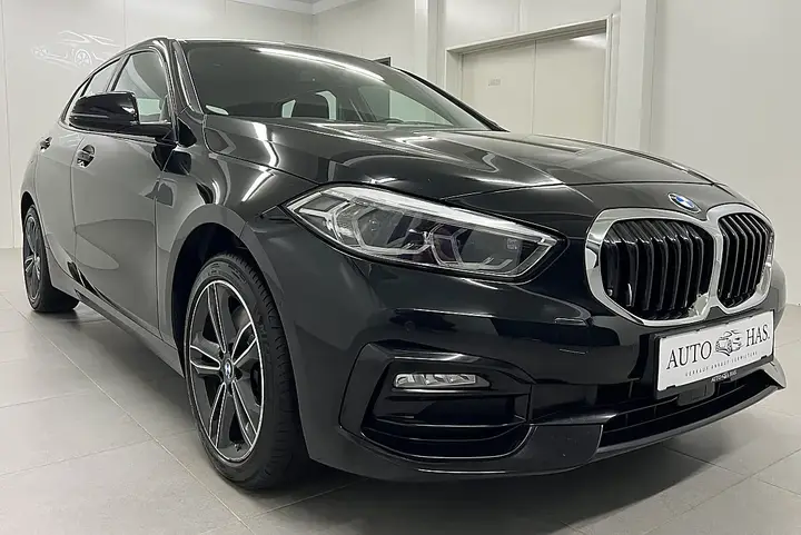 BMW 1 Series 2021 photo 3