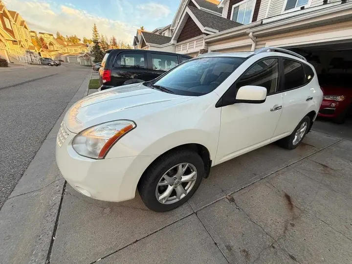 Nissan Rogue 2010 photo 3
