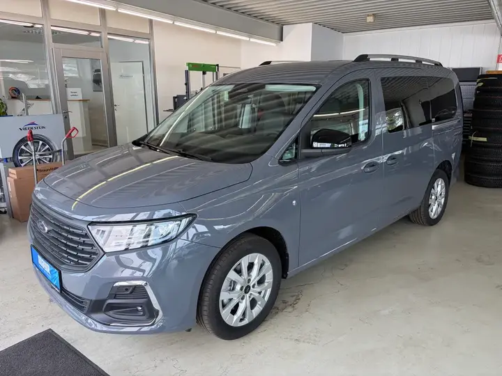 Ford Tourneo