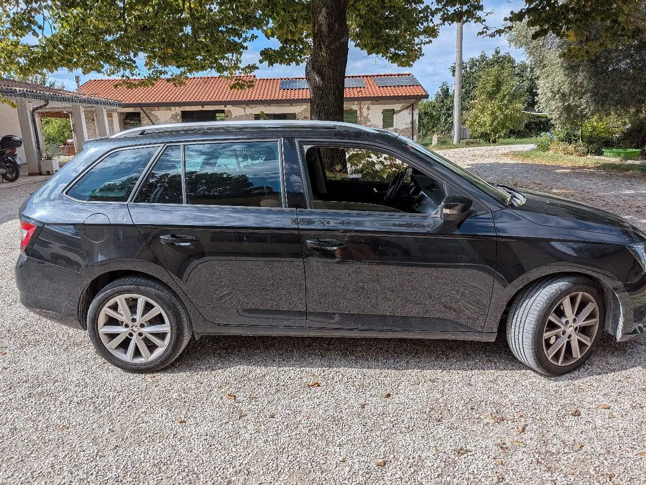 Skoda Fabia 2016 photo 2