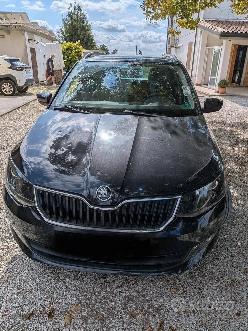 Skoda Fabia 2016 photo 3