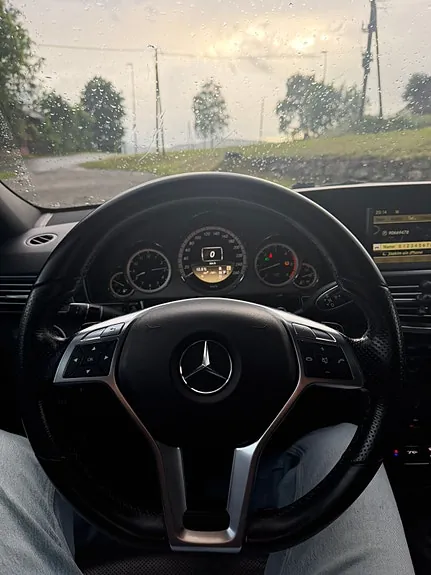 Mercedes-Benz E350 2011 photo 3