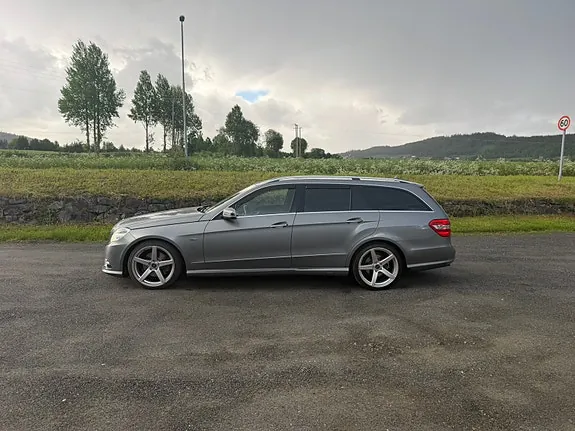 Mercedes-Benz E350 2011 photo 2