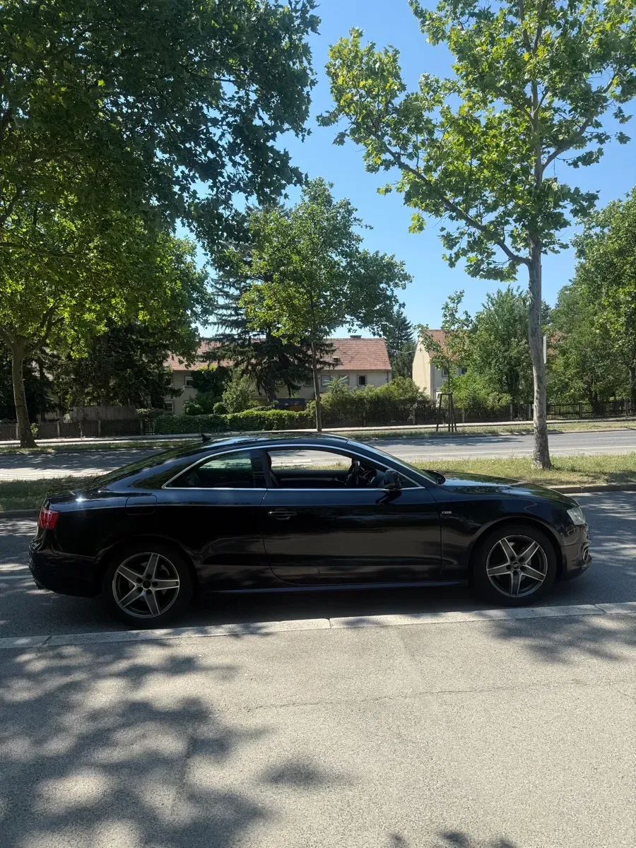 Audi A5 2007 photo 2