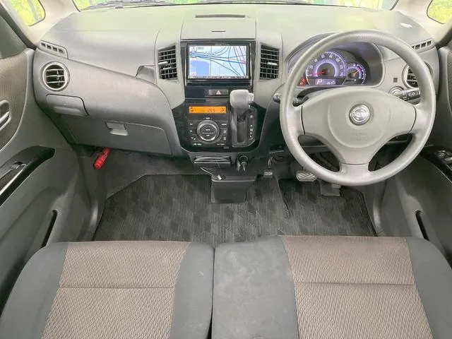 Nissan Route Lx 2013 photo 2