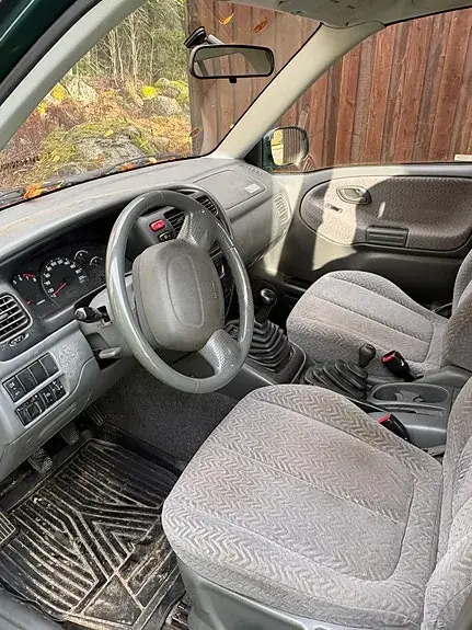 Suzuki Grand Vitara 2001 photo 3