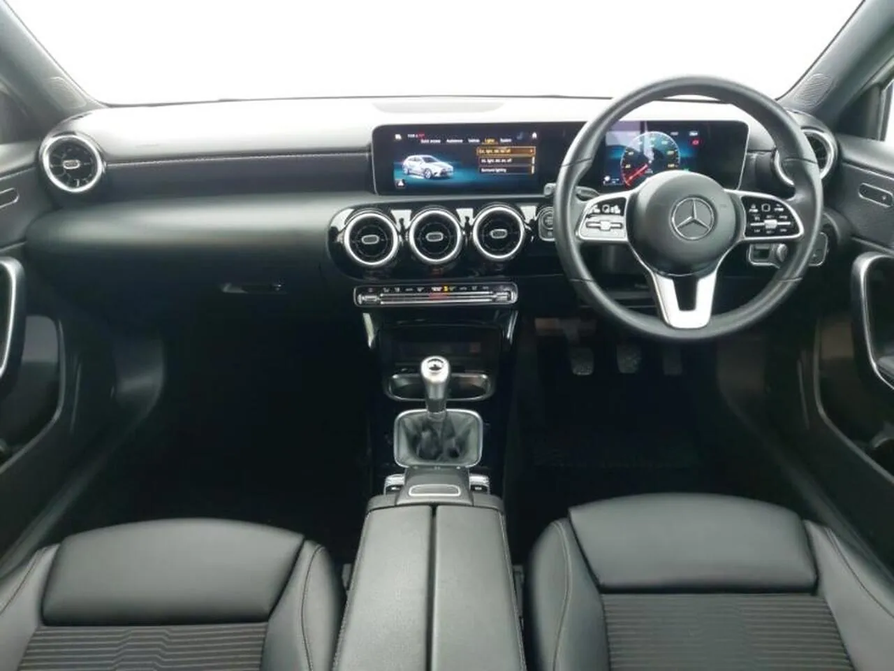 Mercedes-Benz A-Class 2019 photo 3