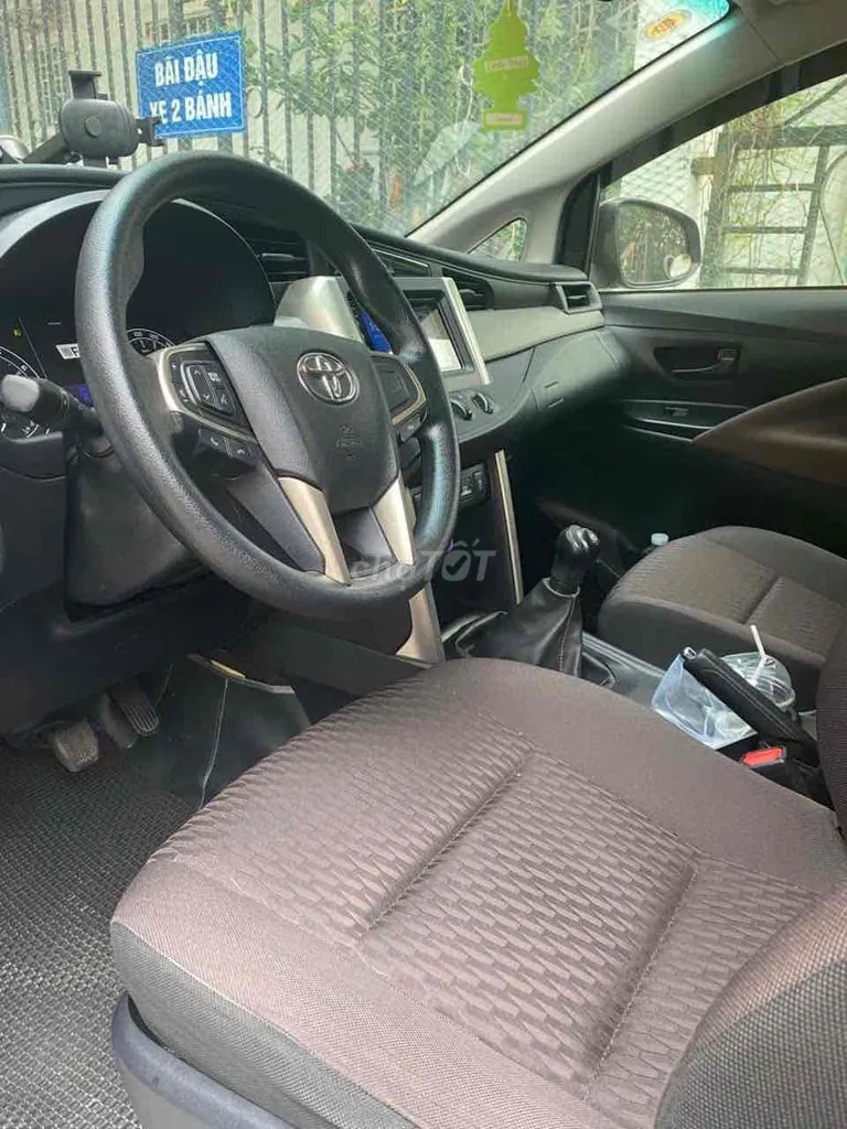 Toyota Innova 2022 photo 4