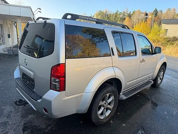 Nissan Pathfinder 2013 photo 3