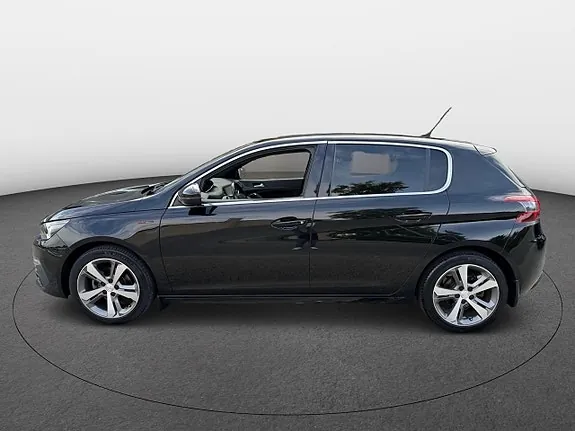 Peugeot 308 2018 photo 2