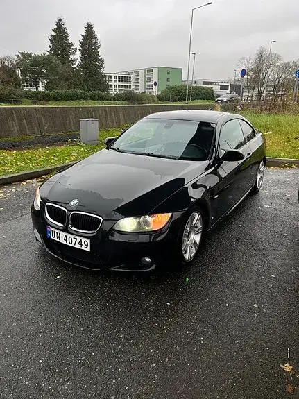 BMW 325D 2009 photo 4