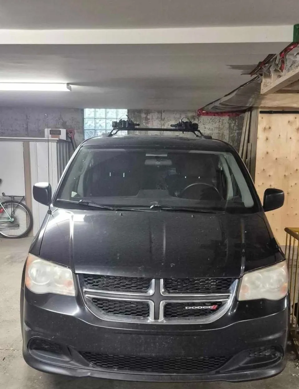 Dodge Grand Caravan 2012 photo 2