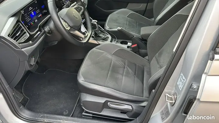 Volkswagen Polo 2023 photo 2