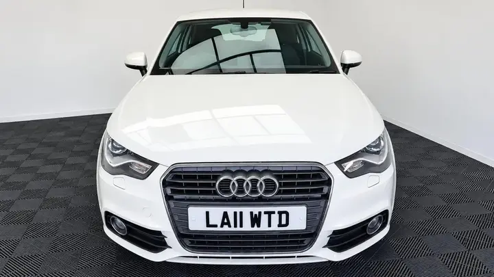 Audi A1 2011 photo 3