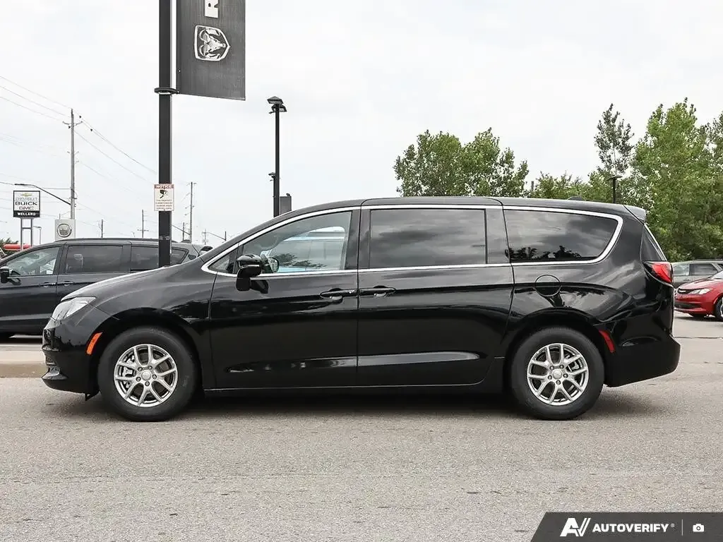 Chrysler Grand Caravan 2027 photo 3