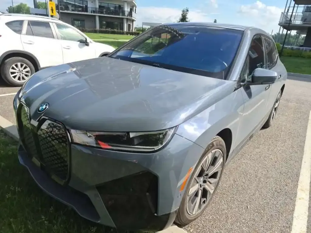 BMW Ix