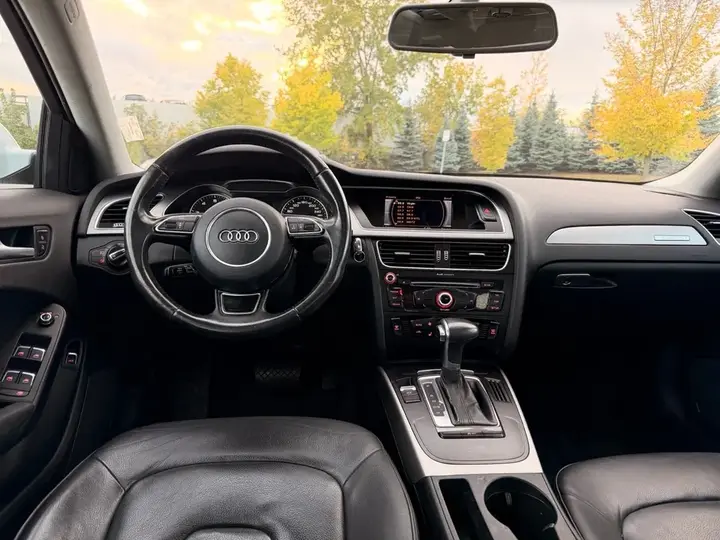 Audi A4 2013 photo 5