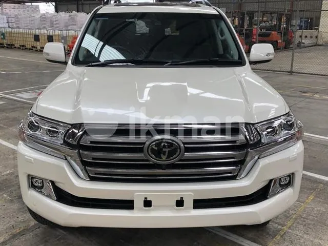 Toyota Land Cruiser 2018 photo 3