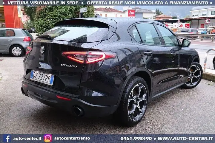 Alfa Romeo Stelvio 2025 photo 3