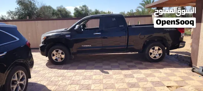 Toyota Tundra 2010 photo 5
