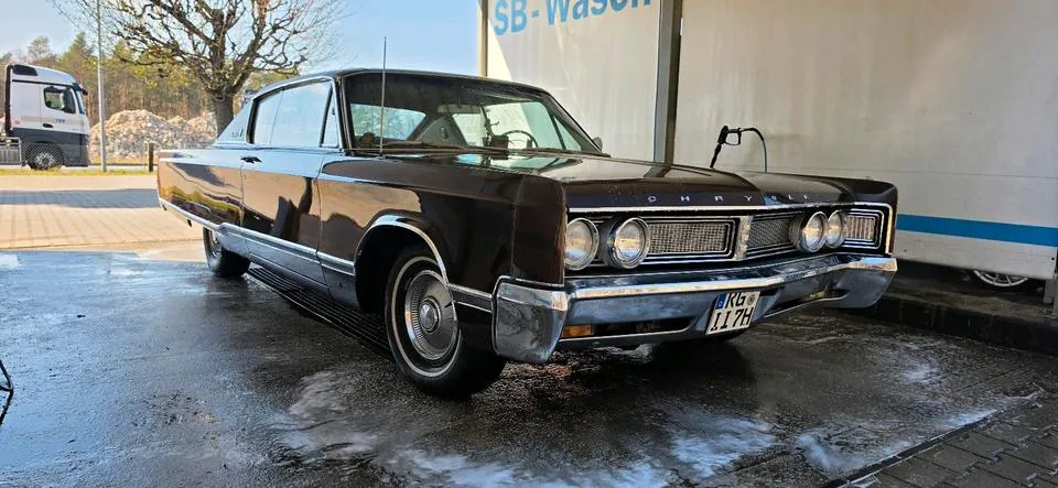 Chrysler Newport