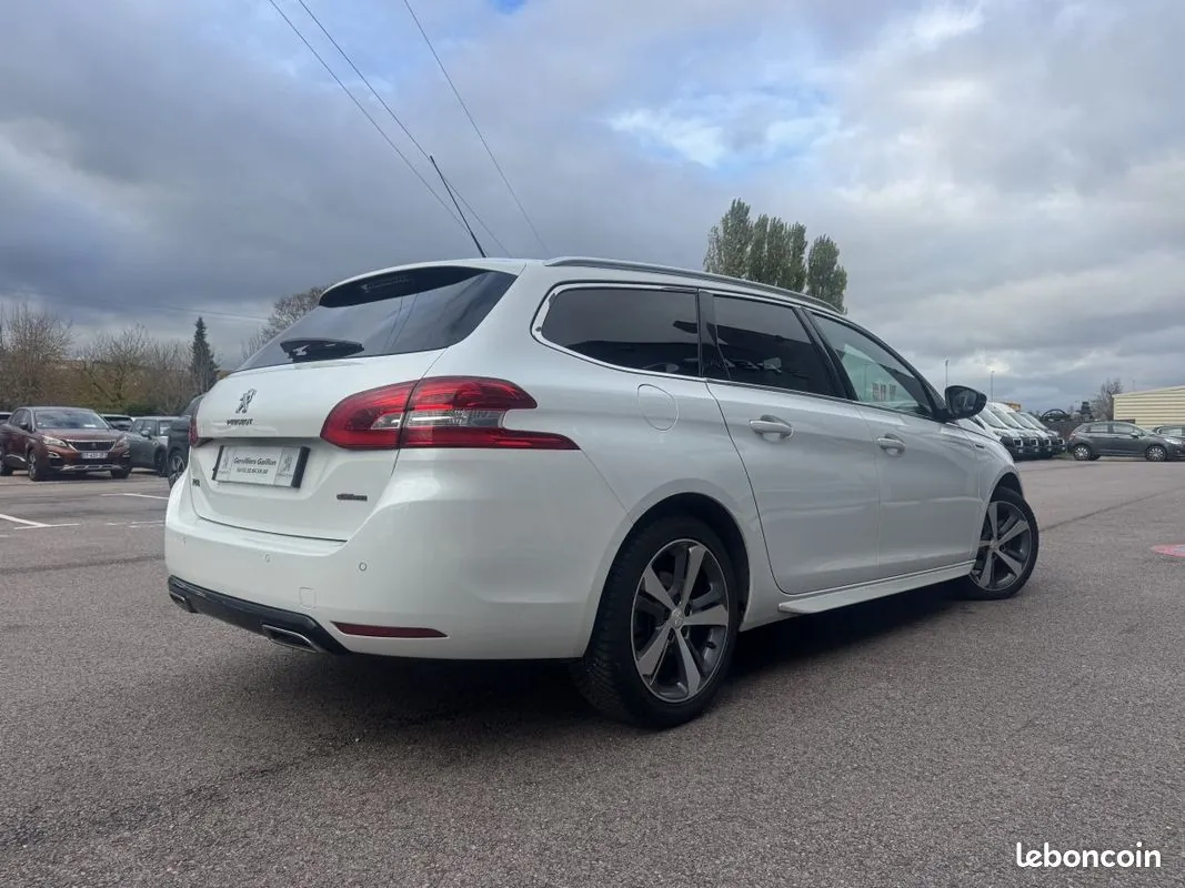 Peugeot 308 2015 photo 2