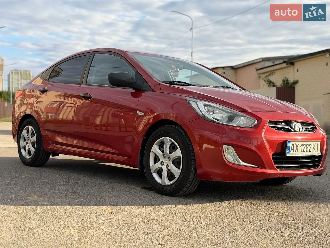 Hyundai Accent 2012 photo 5