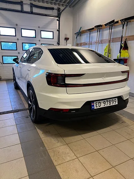 Polestar 2 2022 photo 3