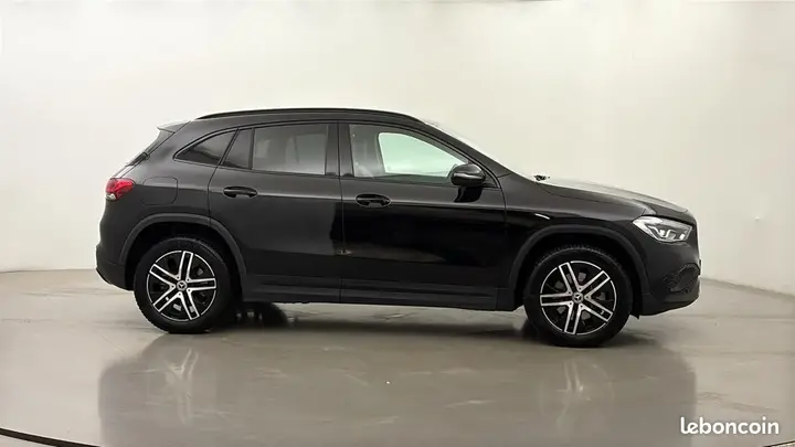 Mercedes-Benz Gla 2023 photo 4