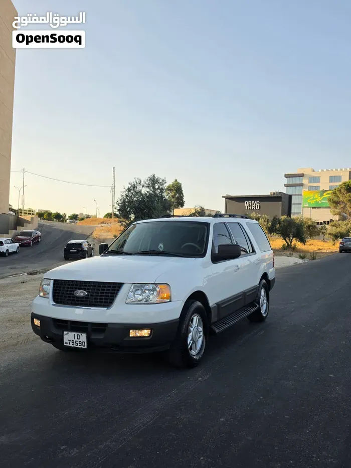 Ford Expedition 2005 photo 2