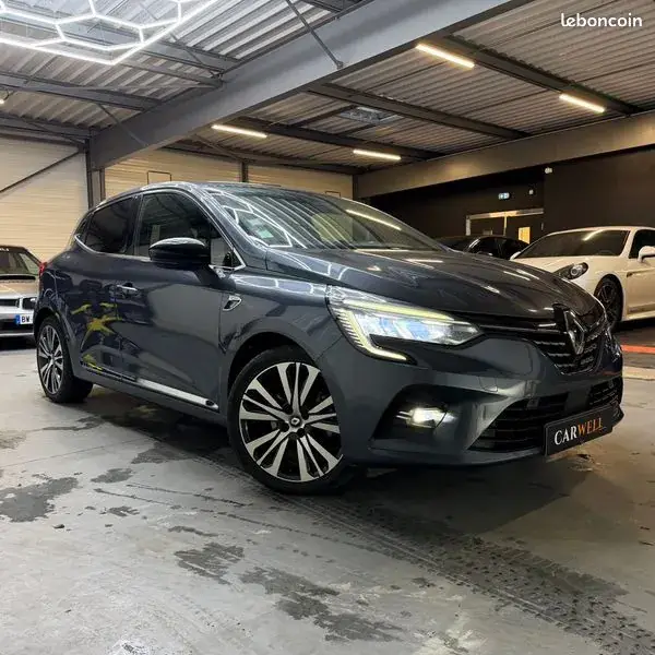 Renault Clio 2021 photo 2
