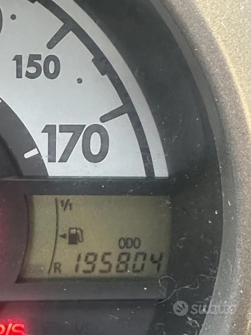 Peugeot 107 2007 photo 4