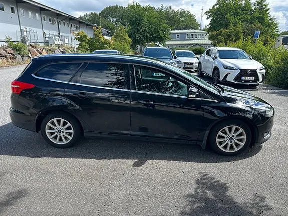 Ford Focus 2016 photo 4