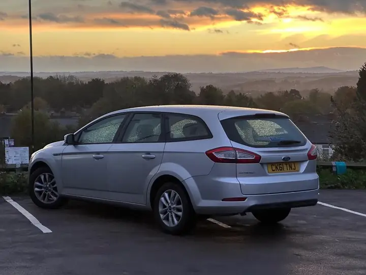 Ford Mondeo 2012 photo 2