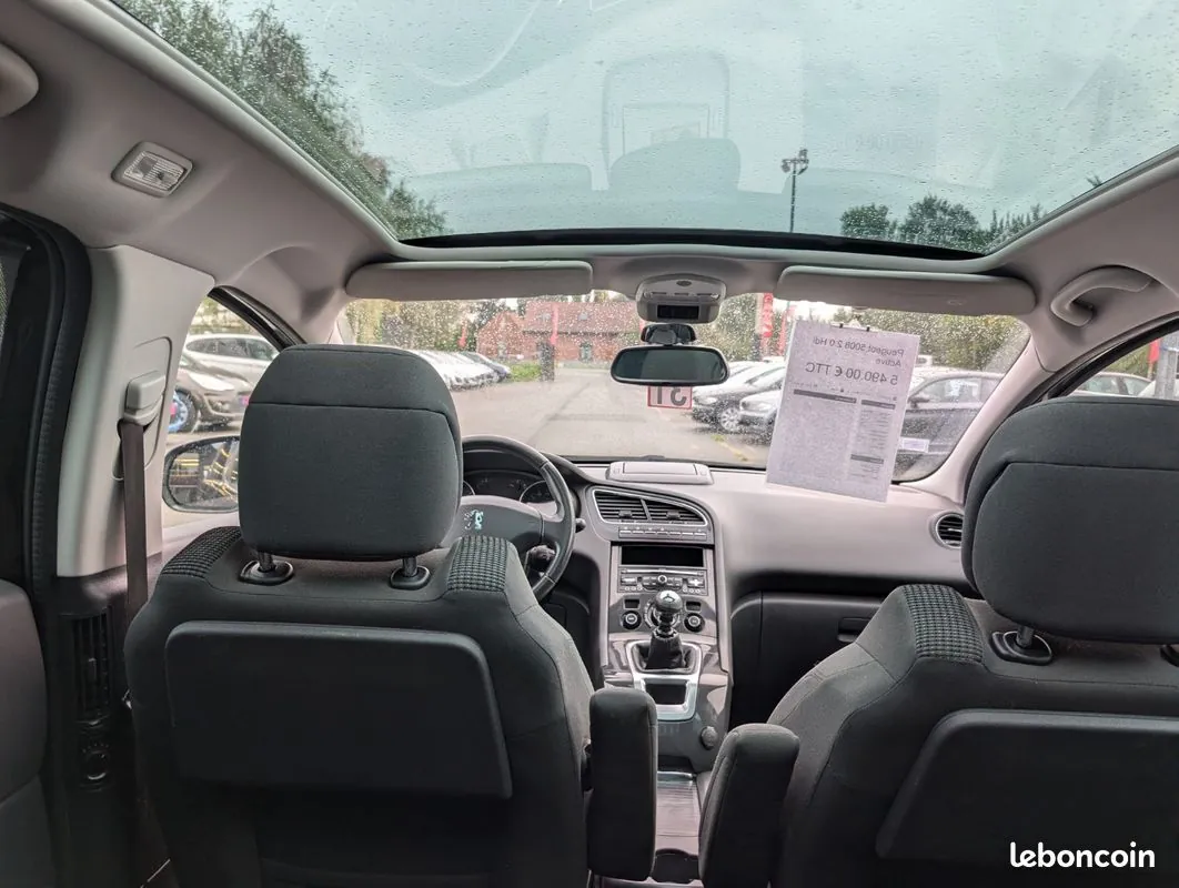 Peugeot 5008 2013 photo 4