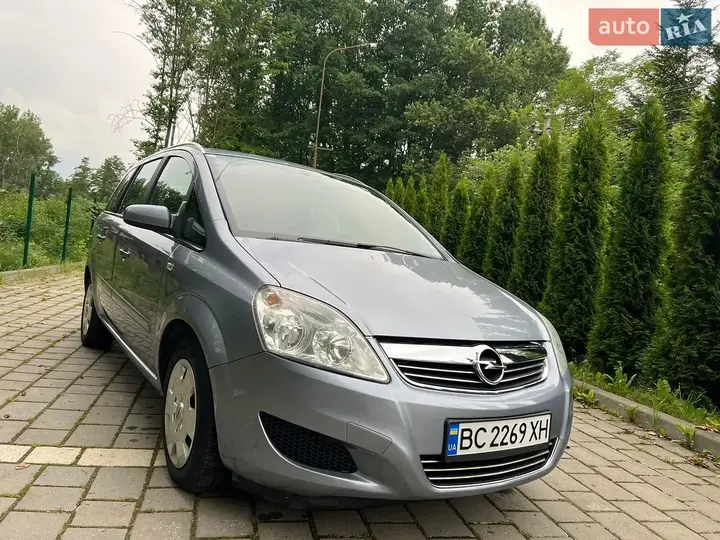 Opel Zafira 2008 photo 3