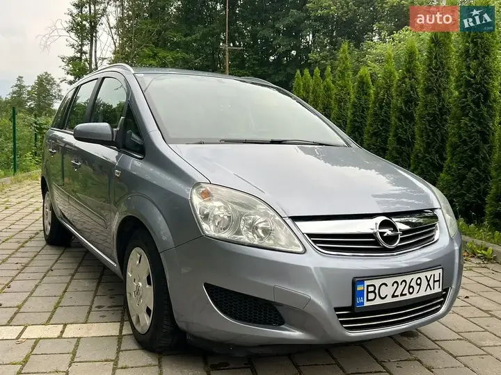 Opel Zafira 2008 photo 4